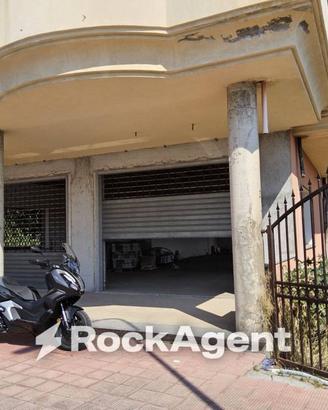 Immobile di 680 m² a Siderno