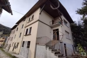 Immobile in asta di 100 m² con 4 locali a Settevil