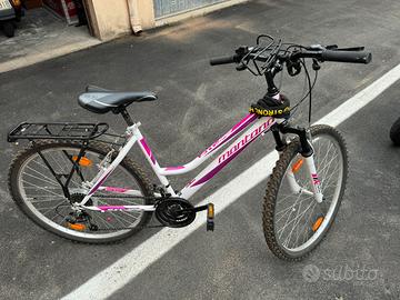 Bicicletta Mountain Bike