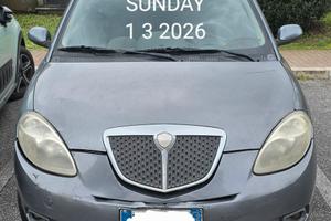 Lancia Ypsilon 1.3 mjt 16v Oro giallo 90 cv
