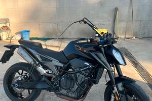 DUKE 790 A2 2023 95CV