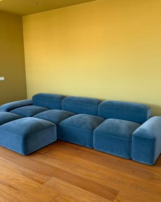 Divano Amura Lapis 4 sedute + 2 pouf