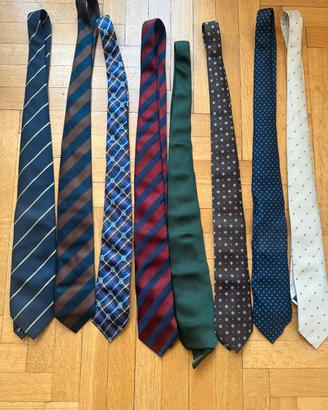 Cravatta di varie marche-prezzi variabili-