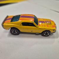 Ford mustang  stocker redline hot wheels 