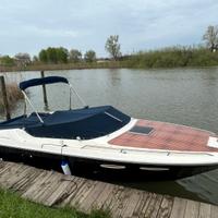 Sea Ray 260 OV entrofuoribordo