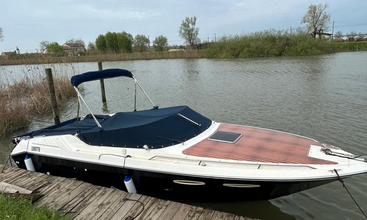 Sea Ray 260 OV entrofuoribordo