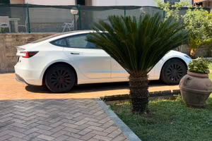 Tesla model 3 highland rwd premium