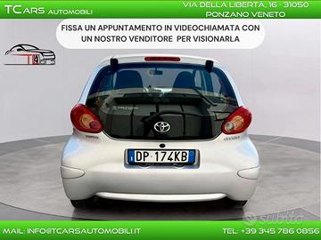 TOYOTA AYGO 1.0 BENZINA-AUTOMATICA-GARANZIA TCARS