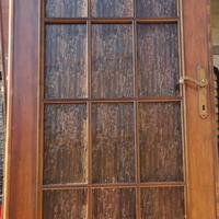 Porta in legno e vetro