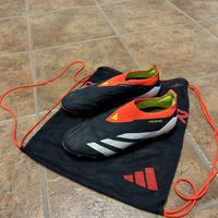 Predator Solar Energy Laceless Pro 42,5