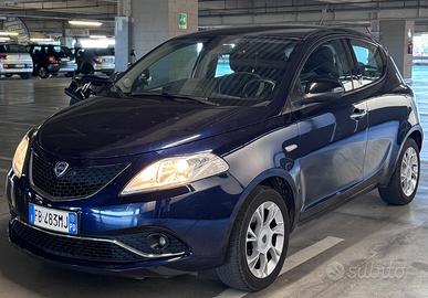 Lancia Ypsilon 1.2 69 CV 5 porte GPL Ecochic Gold