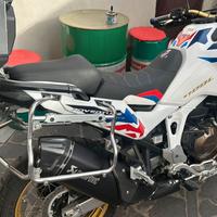 Terminale akrapovic