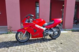 Honda VFR 800 - 2001