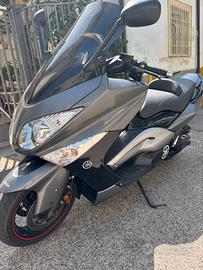 Yamaha Tmax