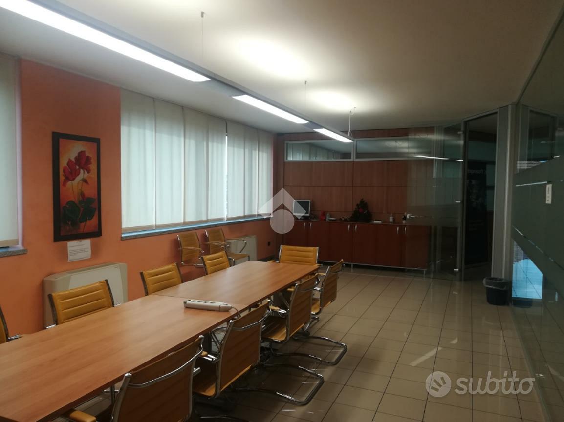 UFFICIO A SAN VITTORE OLONA - Vista 2