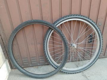 Ruota completa più copertone per Mtb