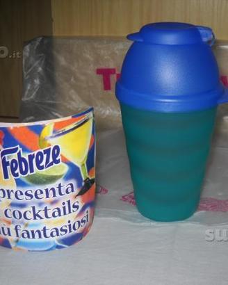 Tupperware SHAKER Shake