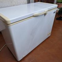 congelatore a pozzetto