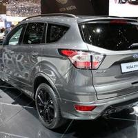 Ford Kuga ST-Line 2018 in ricambi