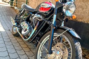 Triumph Bonneville T100