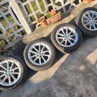 gomme estive 225/55 R17 con cerchi Bmw