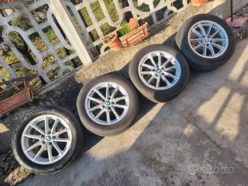 gomme estive 225/55 R17 con cerchi Bmw