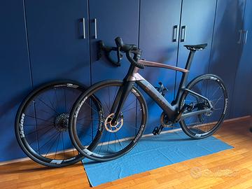 F MOSER Road Rival AXS