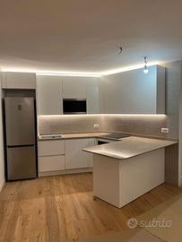 Operaio montatore mobili