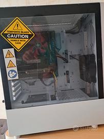 PC COMPLETO DI MONITOR TASTIERA E MOUSE WIRELESS