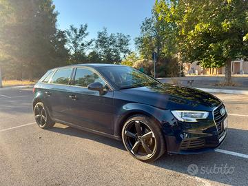 Audi a3 35 TFSI s-tronic