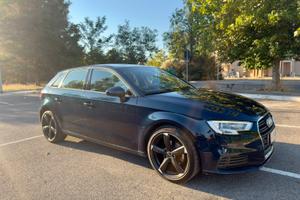 Audi a3 35 TFSI s-tronic