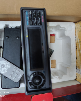 Stereo Clarion con frontalino Drx7573