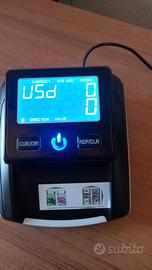 RIVELATORE BANCONOTE FALSE E  CONTATORE .