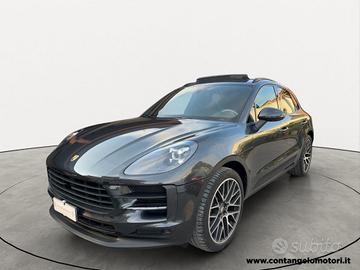 PORSCHE Macan 2.0