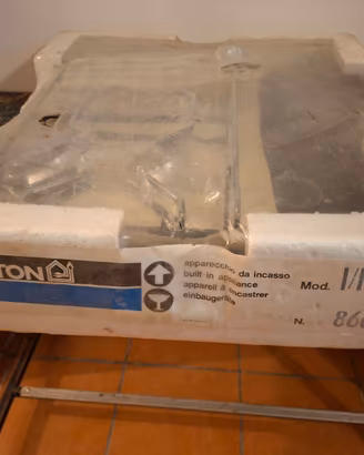ARISTON piano cottura gas/elettrico