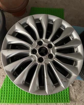 4 Cerchi da 18 per 500x