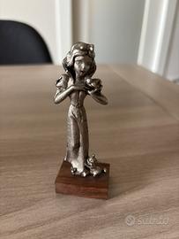 Statuina Biacaneve Disney cesellata a mano