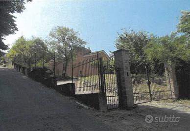 Immobile in asta di 405 m² con 3 locali a Volpegli