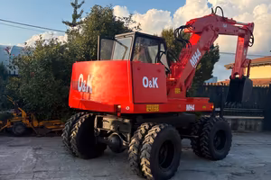 E142 - ESCAVATORE O&K MH4