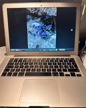 Docente vende MacBook Air 13" 256GB