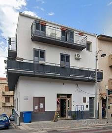 Locale commerciale sul corso principale