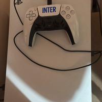 ps5 standard con un controller