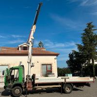 Autocarro Iveco Fiat 78.14.1 con gru