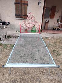 letto singolo con testata