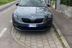 Skoda Octavia Station Wagon 1.6 tdi