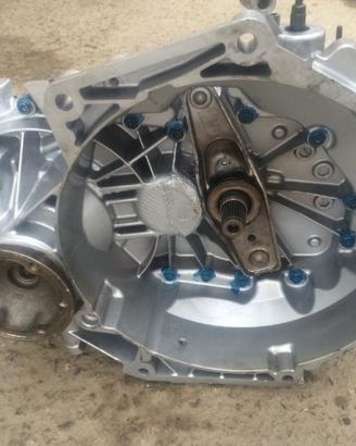 Cambio Vw Touran 2007 - 1600cc benzina - bse