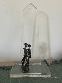 Scultura "Tango" firmata Lucy Mattos