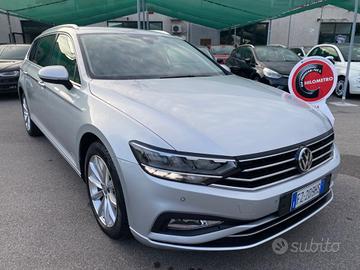 Volkswagen Passat Sw My20 DSG 2.0 150 CV Garantita