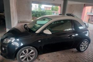 Auto Opel Adam