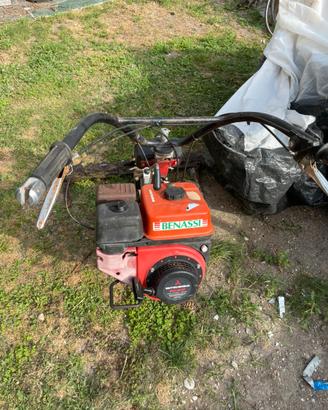 Falciatrice BENASSI, funzionante in buono stato
